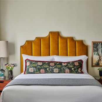 Graduate by Hilton Berkeley - Guest room - Hotels Near Me - Berkeley, California Graduate by Hilton Berkeley - Guest room - Hotels Near Me - Berkeley, California