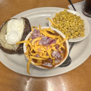 Texas Roadhouse - Country Vegetable Plate minus the salad - Steakhouses Near Me - Greensburg, Pennsylvania Texas Roadhouse - Country Vegetable Plate minus the salad - Steakhouses Near Me - Greensburg, Pennsylvania