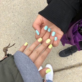 Lotus Nails - Neon yellow & Light blue gel nails (by Jenny) - Nail Salons Near Me - Gaithersburg, Maryland