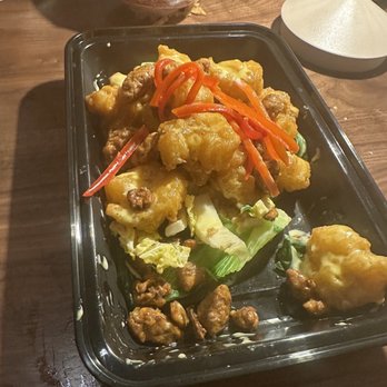 Red Pine - Shrimp and walnuts - Chinese Near Me - Boca Raton, Florida