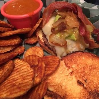 Patrick's on Third - Low Rider - Pubs Near Me - Saint Peter, Minnesota