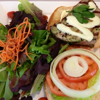 Cafe Julia - Garlic Ahi Sandwich - Cafes Near Me - Honolulu, Hawaii