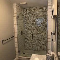 Meyer Glass & Mirror Company - Shower door