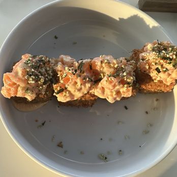 Rose Gose - Rice croquettes with salmon and wasabi sauce - Wine Bars Near Me - Austin, Texas