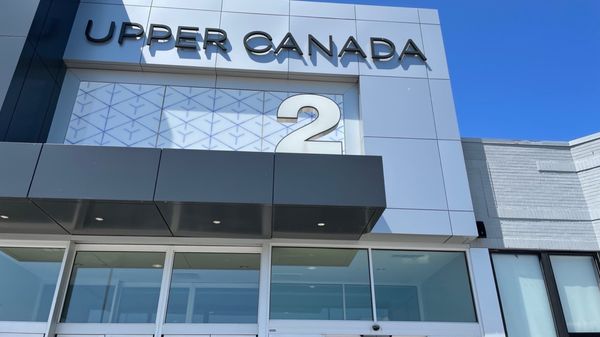 Upper Canada Mall by null