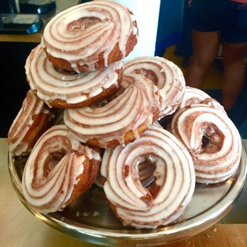 Lil's Café - Cruller doughnuts - Coffee & Tea Near Me - Kittery, Maine Lil's Café - Cruller doughnuts - Coffee & Tea Near Me - Kittery, Maine