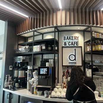 D Bar - Nice bar/ambiance - Desserts Near Me - Denver, Colorado