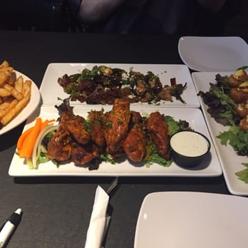 Colton's Social House - New American Near Me - Clovis, California