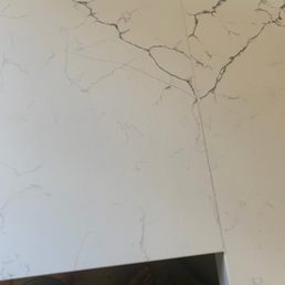 Cracked quartz, they came and re sealed it, still looks like shit Cracked quartz, they came and re sealed it, still looks like shit