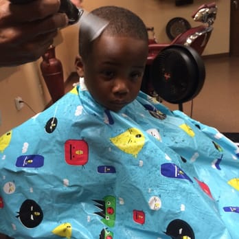 The Ultimate Luxury Barber Studio - Getting ready for the weekend - Barbers Near Me - Houston, Texas The Ultimate Luxury Barber Studio - Getting ready for the weekend - Barbers Near Me - Houston, Texas