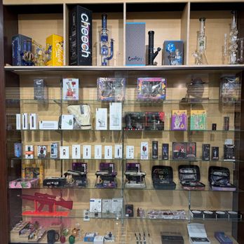 Candy Cloudz - Collection of device - Vape Shops Near Me - Missouri City, Texas
