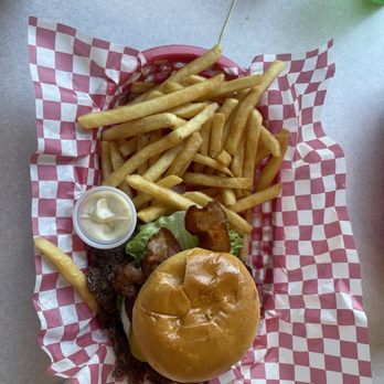 SCHOOP’S HAMBURGERS - Updated February 2026 - 80 Photos & 69 Reviews ...