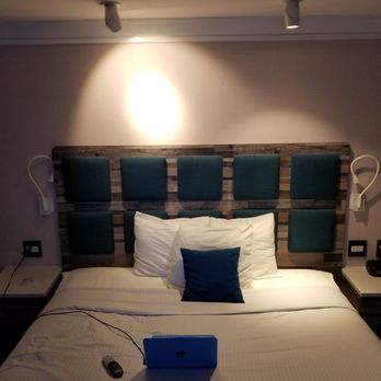 Hotel Le Bleu - Hotels Near Me - Brooklyn, New York