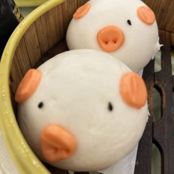 Hong Kong Palace - Custard piglet Buns - very good and kids loved it! - Dim Sum Near Me - Millbrae, California Hong Kong Palace - Custard piglet Buns - very good and kids loved it! - Dim Sum Near Me - Millbrae, California