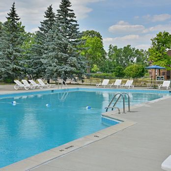 Charter Oaks Apartments - Pool - Apartments Near Me - Davison, Michigan Charter Oaks Apartments - Pool - Apartments Near Me - Davison, Michigan