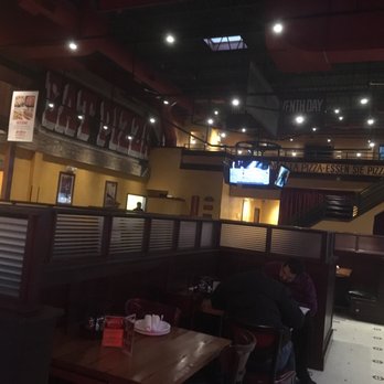 Giordano's - Interior is industrial -sports bar - Pizza Near Me - Oakbrook Terrace, Illinois