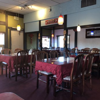 Happy Garden Chinese Restaurant - Not too busy on a Saturday evening, but a real nice place. - Chinese Near Me - Burien, Washington Happy Garden Chinese Restaurant - Not too busy on a Saturday evening, but a real nice place. - Chinese Near Me - Burien, Washington