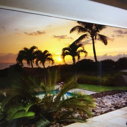 Hawaii VRBO homes - Sunset from pool patio