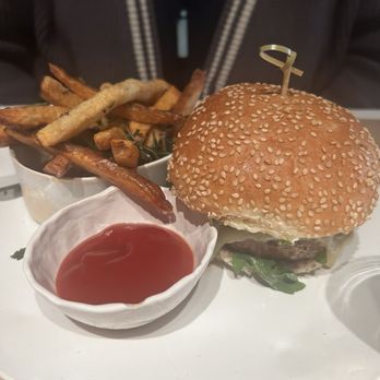 ABC Kitchen - Grass Fed Cheeseburger - Breakfast & Brunch Near Me - New York, New York