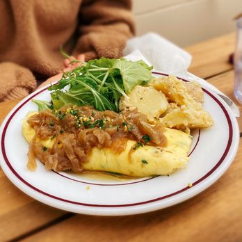 Juliet - caramerlized onion Omelette - Cafes Near Me - Somerville, Massachusetts