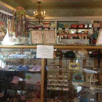 Dewar's Candy Shop - Buy some fresh Candy!! - Candy Stores Near Me - Bakersfield, California