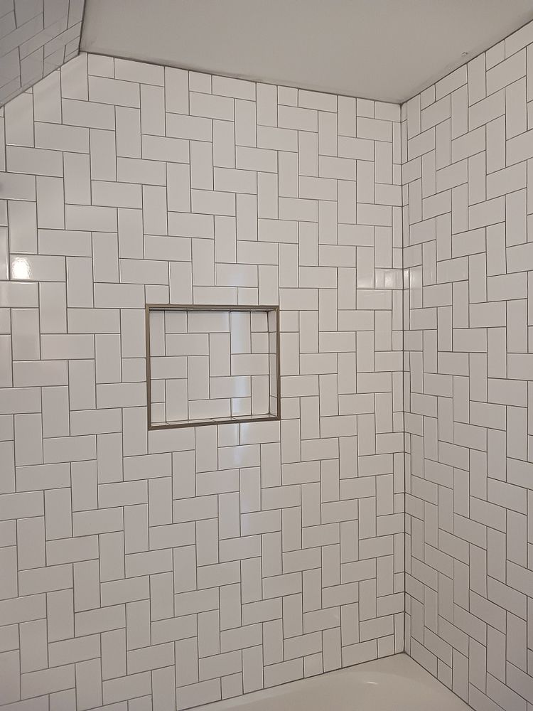 Slide of Ismael Ceramics and Porcelain Installations