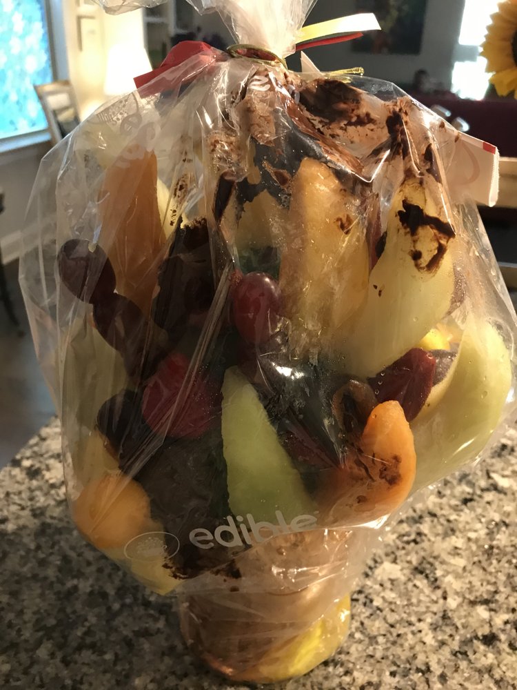 EDIBLE ARRANGEMENTS Updated June 2024 13 Reviews 611 Broad St