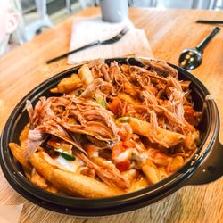 R&R BBQ - Half Nacho Fries