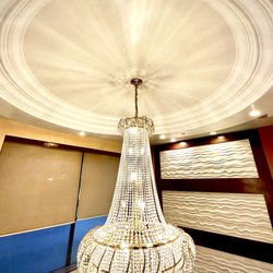 Seafood Cove 2 - Chandelier WoW