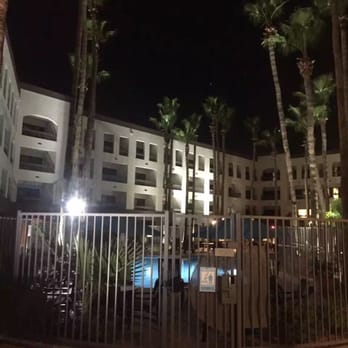 Hilton Phoenix Airport - Hotels Near Me - Phoenix, Arizona Hilton Phoenix Airport - Hotels Near Me - Phoenix, Arizona