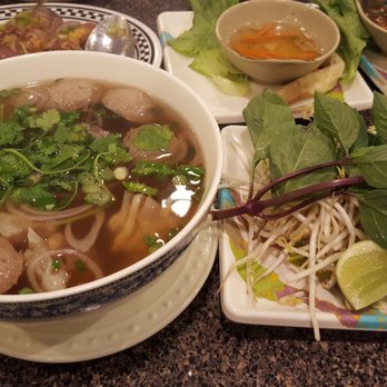 Dong Que Restaurant - Meatball and Tendon Pho - Vietnamese Near Me - Garland, Texas Dong Que Restaurant - Meatball and Tendon Pho - Vietnamese Near Me - Garland, Texas