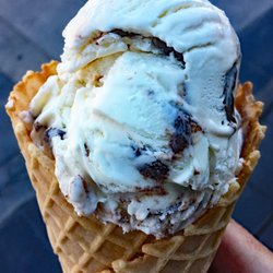 Henry Brown's Small Batch Ice Cream Company - You would think that I'd remember the flavor since I have a photo but I can say that it was really very good