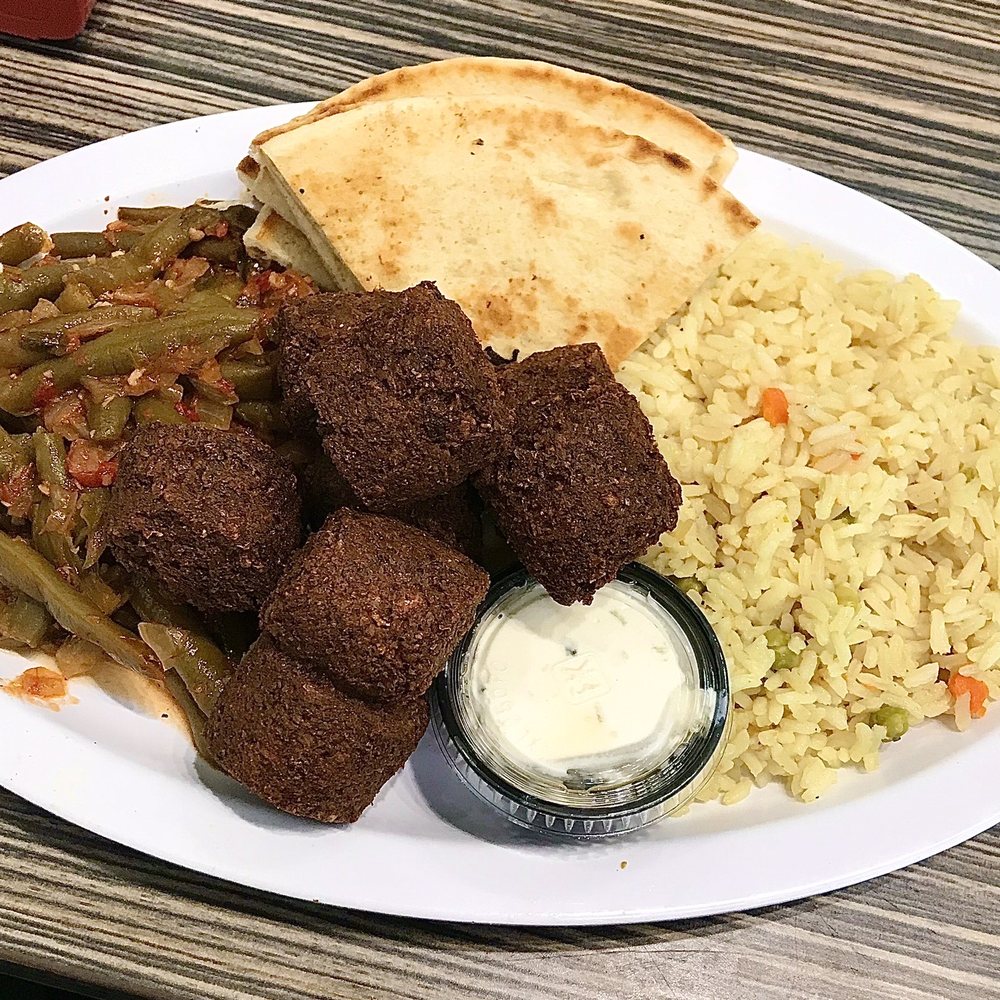 Falafel platter (w/ rice, green beans, pita bread, & taziki sauce) Falafel platter (w/ rice, green beans, pita bread, & taziki sauce)