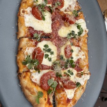 Rooftop @1WLO - Margarita flatbread - Cocktail Bars Near Me - Fort Lauderdale, Florida