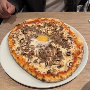 Pizze - Pizza Near Me - Paris, 75 Pizze - Pizza Near Me - Paris, 75