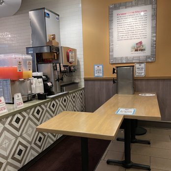 Habit Burger & Grill - Burgers Near Me - Pasadena, California
