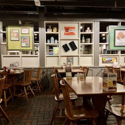 Cracker Barrel Old Country Store - Interior