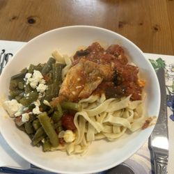 The Kitchen Workshop - Finished product, fresh pasta, chicken thighs, green beans.