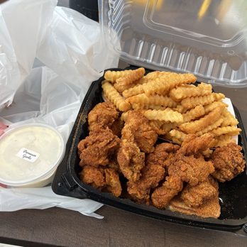 Chickens And Witches - Chicken Shop Near Me - Lomita, California Chickens And Witches - Chicken Shop Near Me - Lomita, California