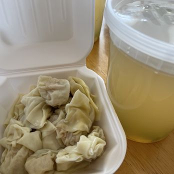 Asian Noodle House - Shrimp won ton soup (there were 10 won tons) - Chinese Near Me - Hoffman Estates, Illinois Asian Noodle House - Shrimp won ton soup (there were 10 won tons) - Chinese Near Me - Hoffman Estates, Illinois