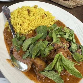 The Dutchess - Goat curry - Cafes Near Me - Ojai, California The Dutchess - Goat curry - Cafes Near Me - Ojai, California