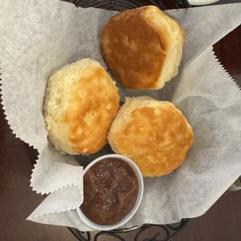 Southern Charm Restaurant - Homemade biscuits with apple butter - Southern Near Me - Blue Ridge, Georgia Southern Charm Restaurant - Homemade biscuits with apple butter - Southern Near Me - Blue Ridge, Georgia