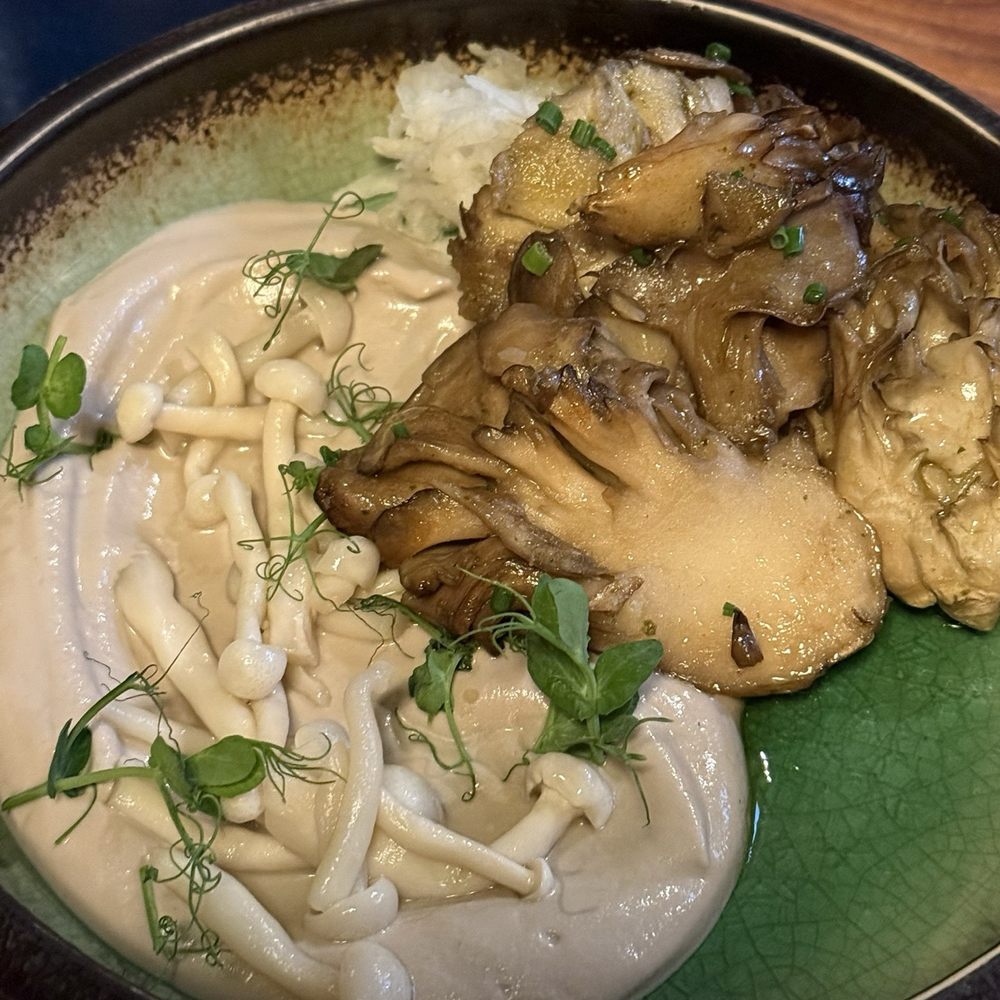 Avant Garden - Hen of the Woods - New American Near Me - New York, New York