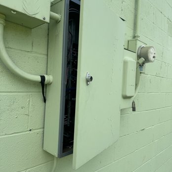 Paul Richard Electric - Electricians Near Me - Houston, Texas Paul Richard Electric - Electricians Near Me - Houston, Texas