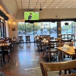 Sushi Kakogan - Empty on a Friday evening