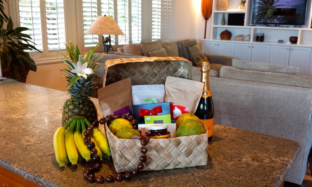 Hawaii Helping Hands Concierge Logo