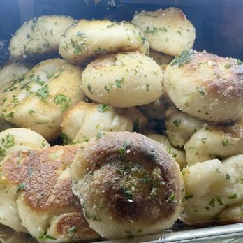 The Oven’s Slice - 4 Piece Garlic Knots - Pizza Near Me - New York, New York The Oven’s Slice - 4 Piece Garlic Knots - Pizza Near Me - New York, New York