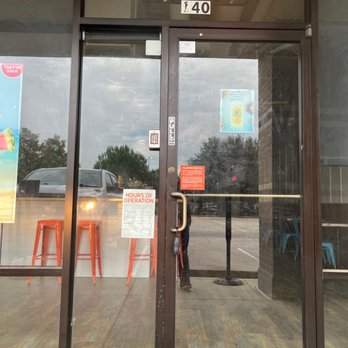 Tropical Smoothie Cafe - Hours say 8am-8pm. It is 8:10am and no one in sight. - Juice Bars & Smoothies Near Me - Houston, Texas
