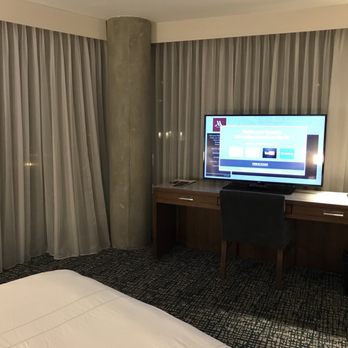 Ithaca Marriott Downtown on the Commons - Interesting room design - Hotels Near Me - Ithaca, New York
