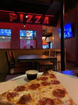 Serious Pizza by null